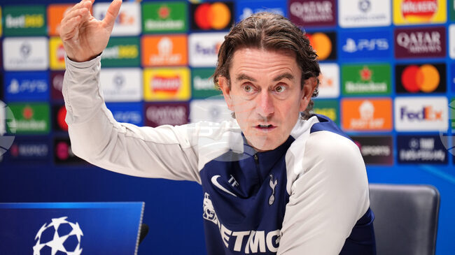 Тотнъм остава без Дестини Удоджи до януари, разкри мениджърът Томас Франк