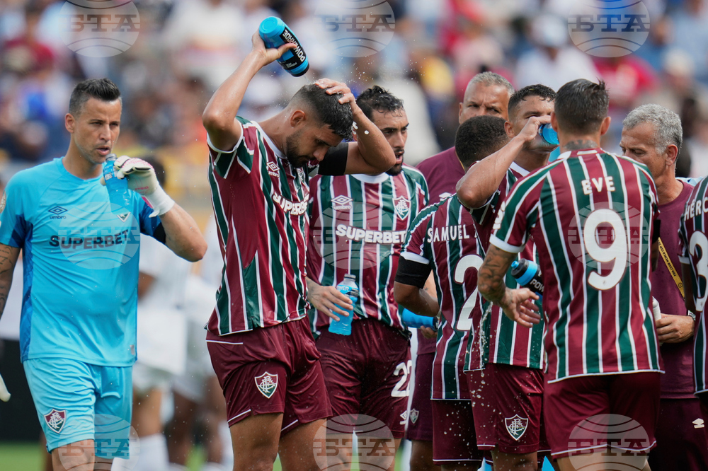 Soccer WCup Drinks Breaks