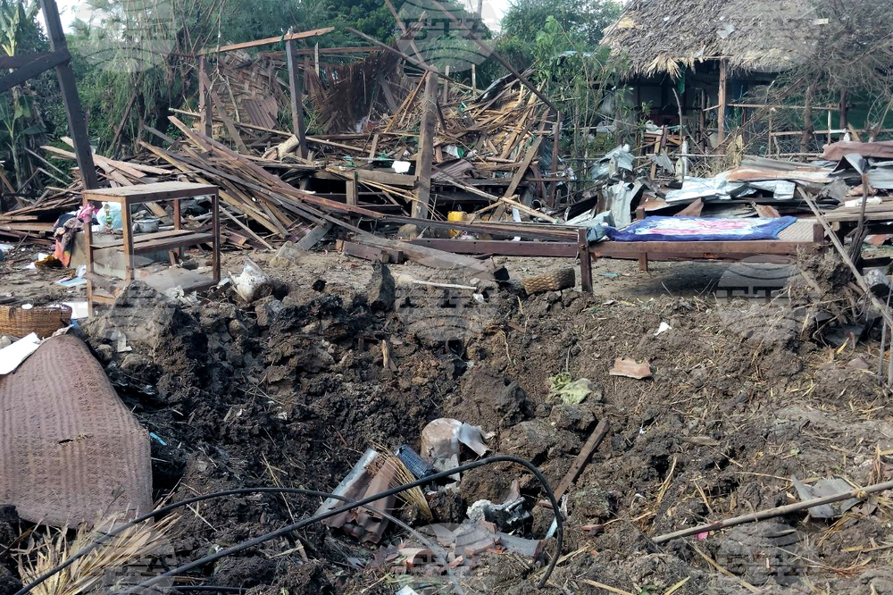 Най-малко 30 души са загинали в Мианма след въздушен удар на хунтата срещу болница, съобщават очевидци