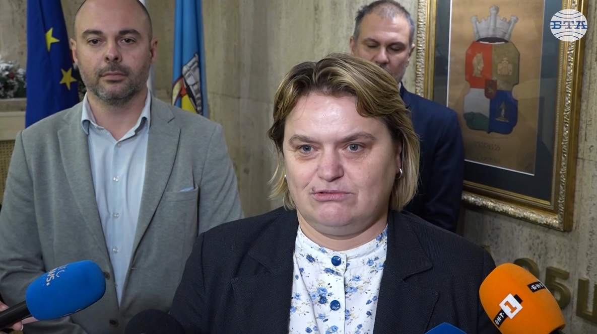 Очакваме в близките дни да се включи допълнителната техника за сметосъбирането в София, каза зам.-кметът Надежда Бобчева