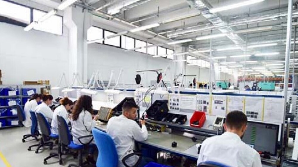 АТА: Над 7 хиляди млади албанци са наети на работа, а 6290 са преминали професионално обучение от началото на годината