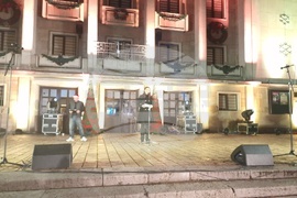 Троян - запалване на коледните светлини