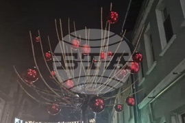 Троян - запалване на коледните светлини