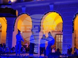 Сливен - елха - коледни светлини