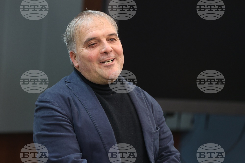 Владимир Калоянов - стихосбирка - представяне