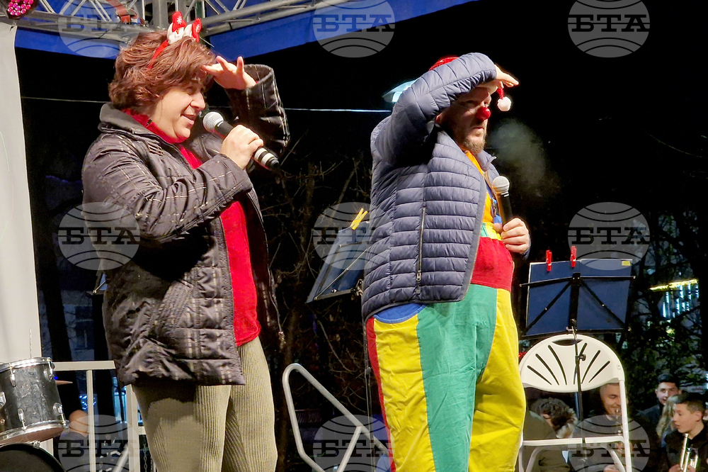 Разград - коледна елха - празнични светлини