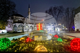 Разград - коледна елха - празнични светлини