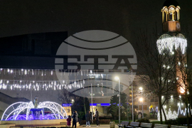 Разград - коледна елха - празнични светлини