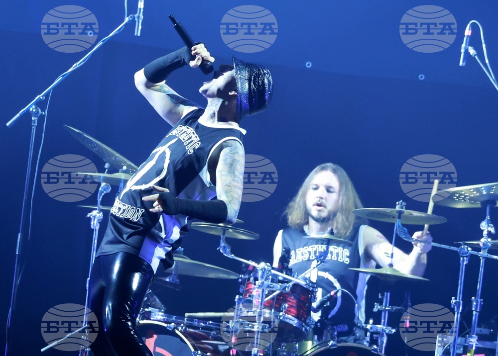 Aesthetic Perfection подгряваща група на Тил Линдеман - концерт