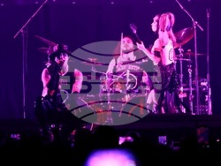 Aesthetic Perfection подгряваща група на Тил Линдеман - концерт