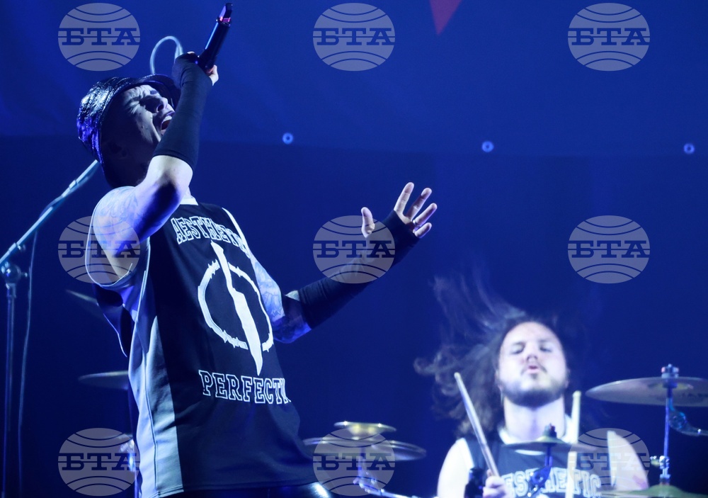 Aesthetic Perfection подгряваща група на Тил Линдеман - концерт