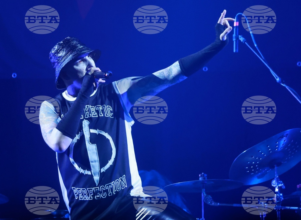 Aesthetic Perfection подгряваща група на Тил Линдеман - концерт