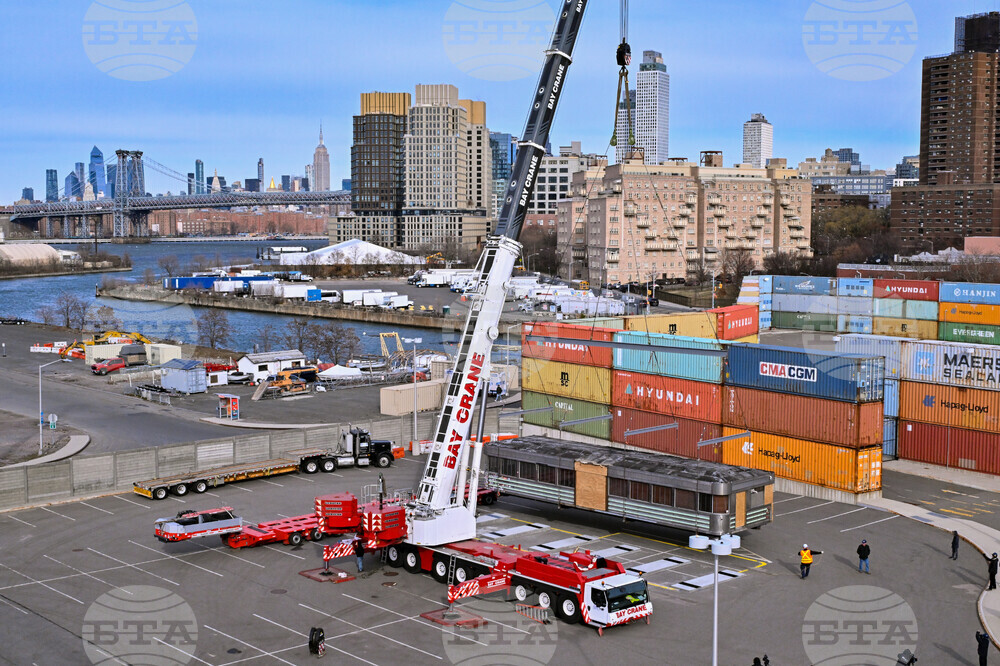 Iconic Diner Craned to New Home at Steiner Studios in Brooklyn