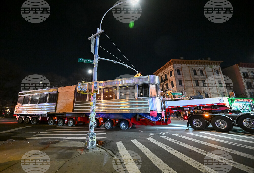 Iconic Diner Craned to New Home at Steiner Studios in Brooklyn
