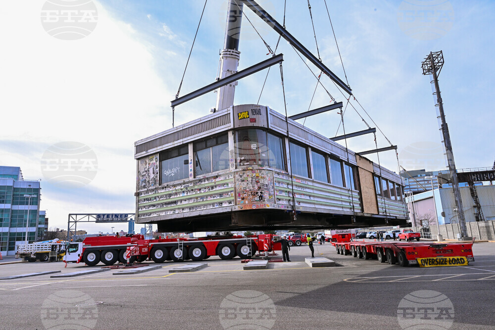 Iconic Diner Craned to New Home at Steiner Studios in Brooklyn