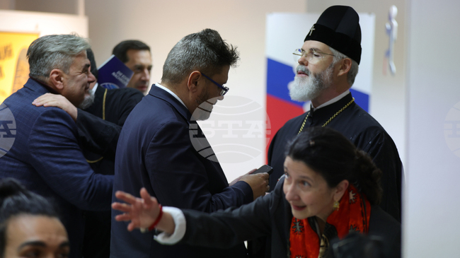 „Опакованият Райхстаг, Берлин (1971-1995)“ се превърна в събитие за художествената сцена на София, каза директорът на Националната художествена галерия Анелия Николаева
