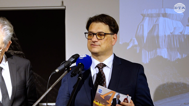 Изкуството на Кристо и Жан-Клод продължава да вдъхновява милиони хора по света, каза министърът на културата Мариан Бачев