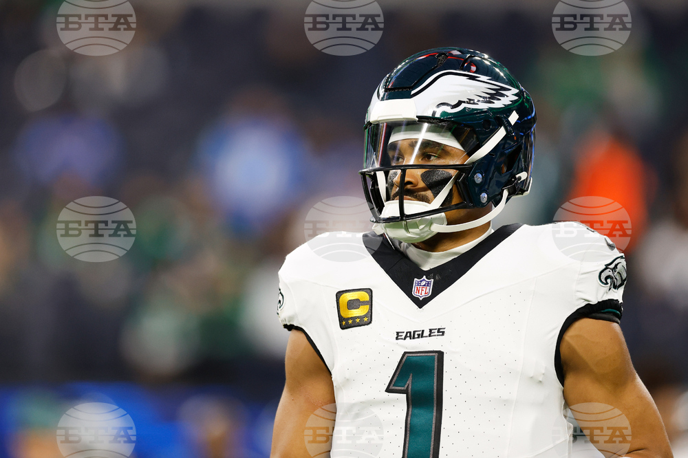 Eagles Chargers Football