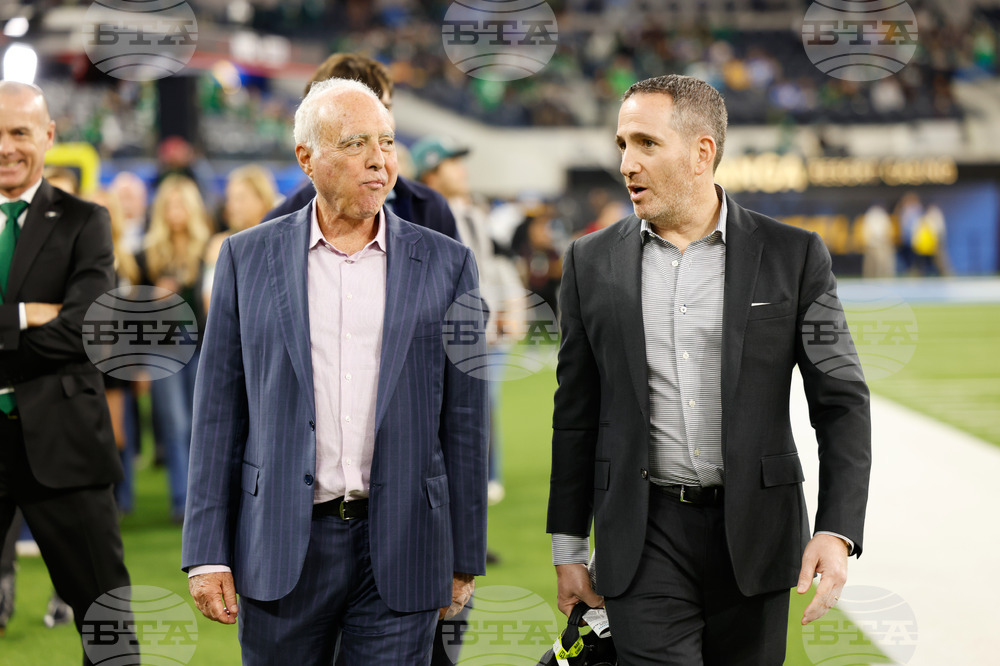 Eagles Chargers Football