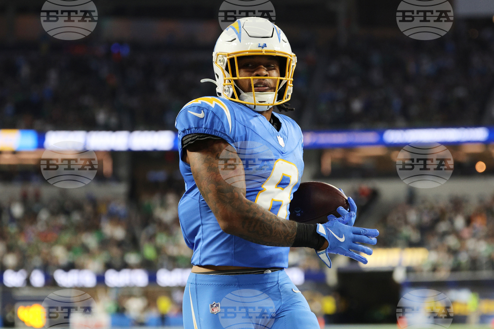 Eagles Chargers Football