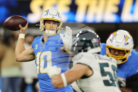 Eagles Chargers Football