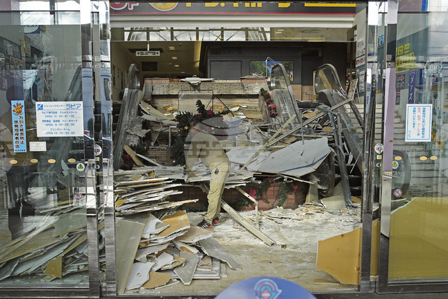 Ранените при земетресението в Япония достигнаха 51 души, на фона на предупреждение за вероятност от нов силен трус