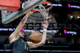 Spurs Pelicans Basketball