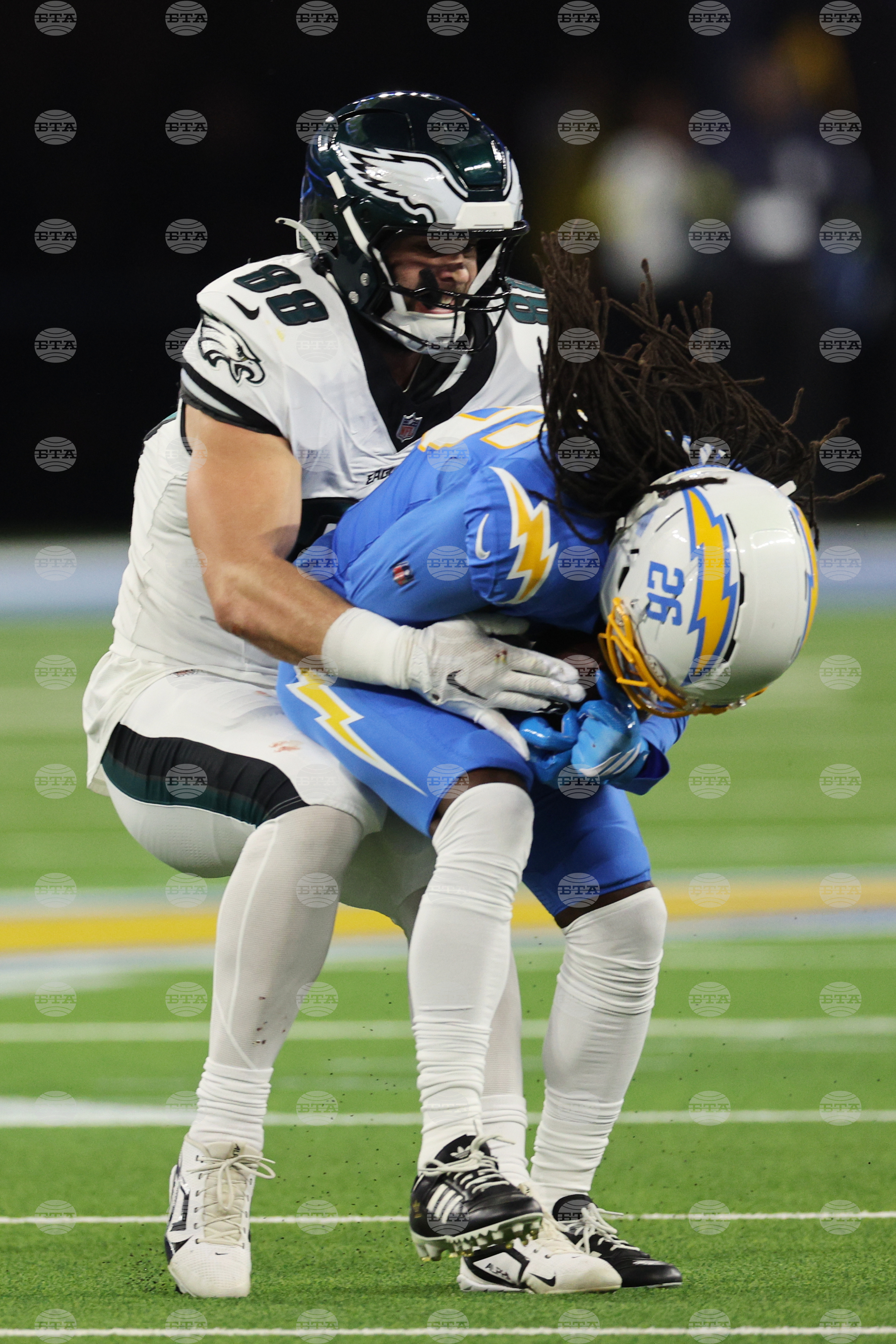 Eagles Chargers Football