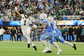 Eagles Chargers Football