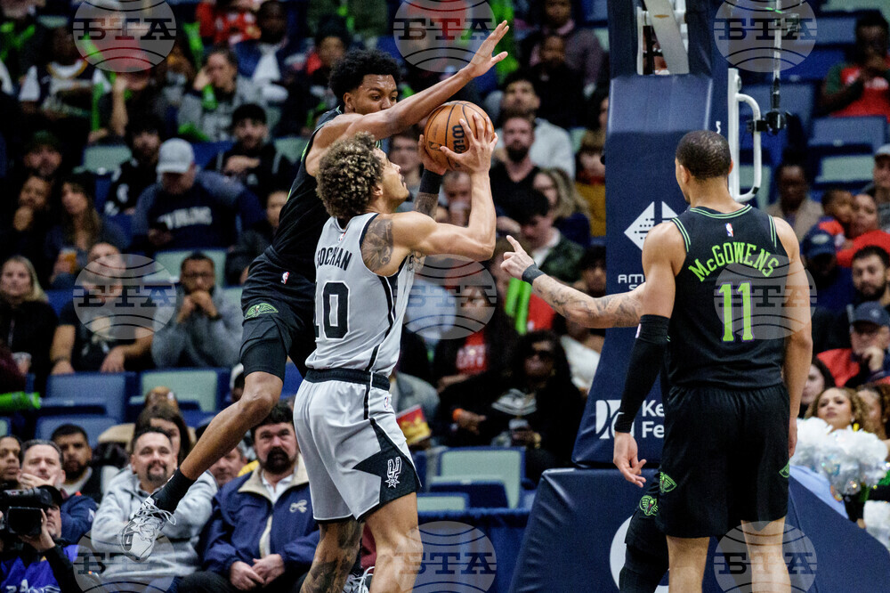 Spurs Pelicans Basketball