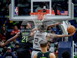 Spurs Pelicans Basketball