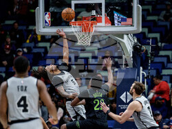 Spurs Pelicans Basketball