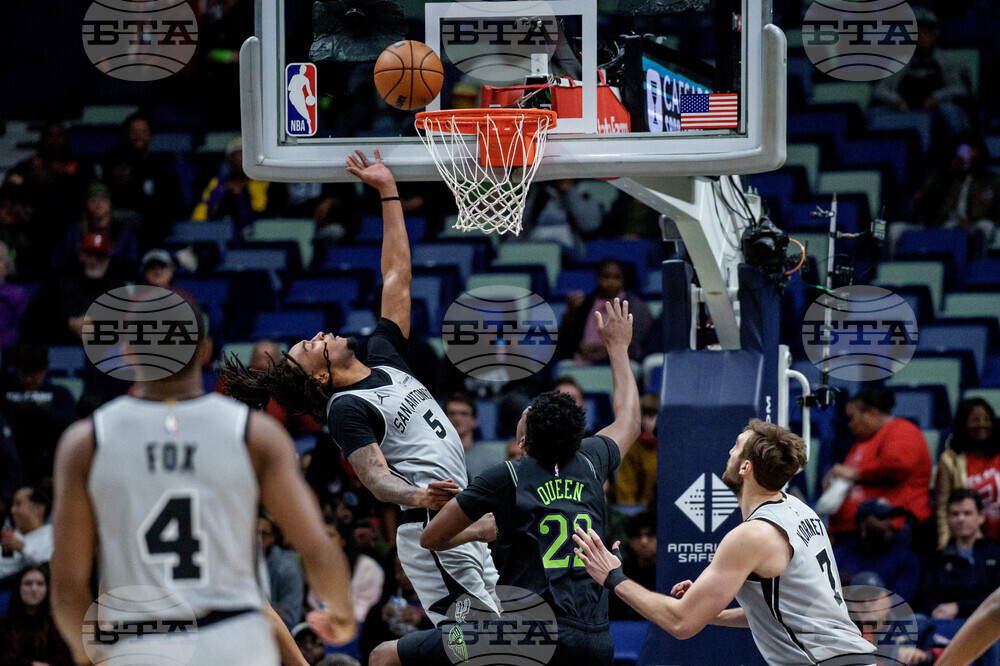 Spurs Pelicans Basketball