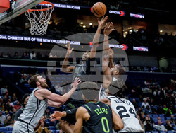 Spurs Pelicans Basketball