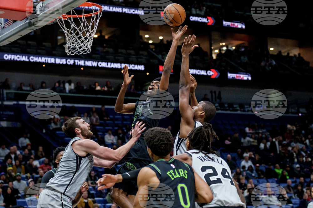 Spurs Pelicans Basketball
