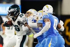 Eagles Chargers Football