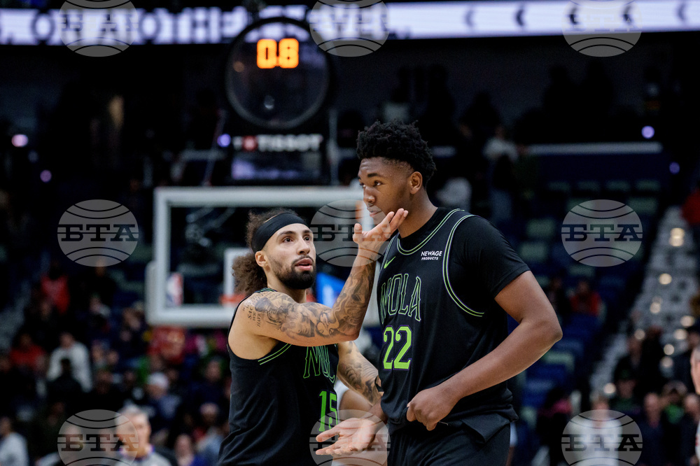 Spurs Pelicans Basketball