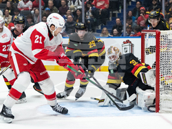 Red Wings Canucks Hockey