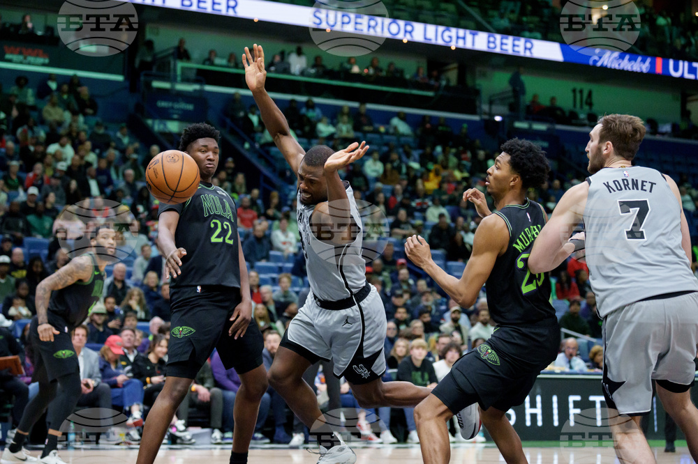 Spurs Pelicans Basketball