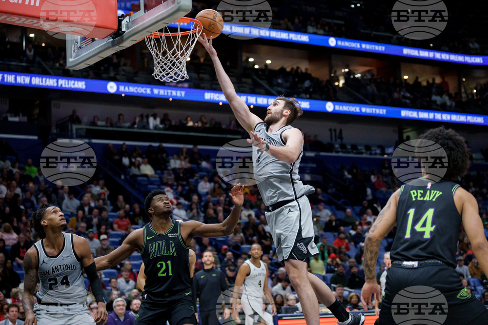 Spurs Pelicans Basketball