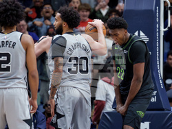 Spurs Pelicans Basketball