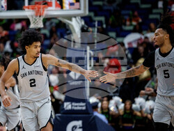 Spurs Pelicans Basketball