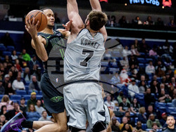 Spurs Pelicans Basketball