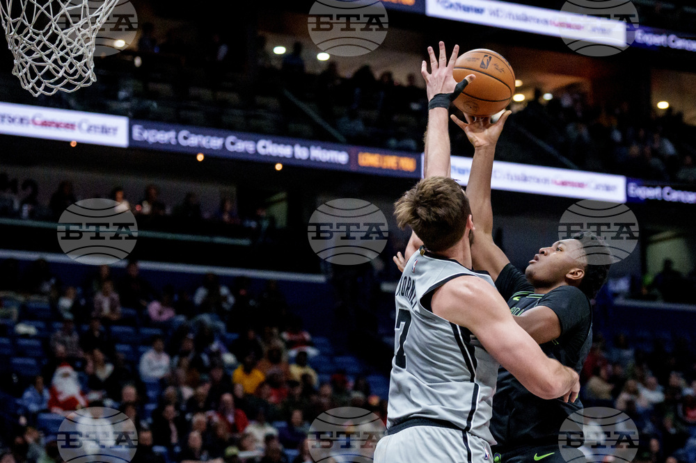 Spurs Pelicans Basketball