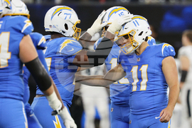 Eagles Chargers Football