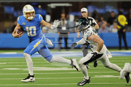 Eagles Chargers Football