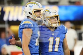 Eagles Chargers Football