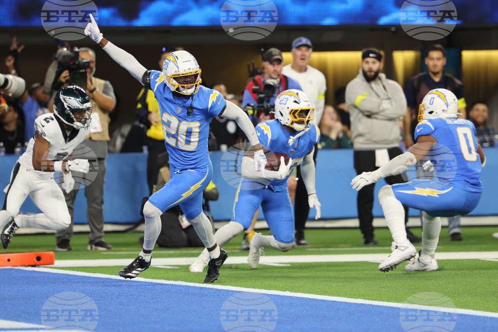 Eagles Chargers Football