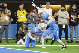 Eagles Chargers Football