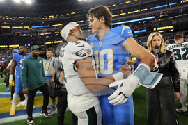 Eagles Chargers Football